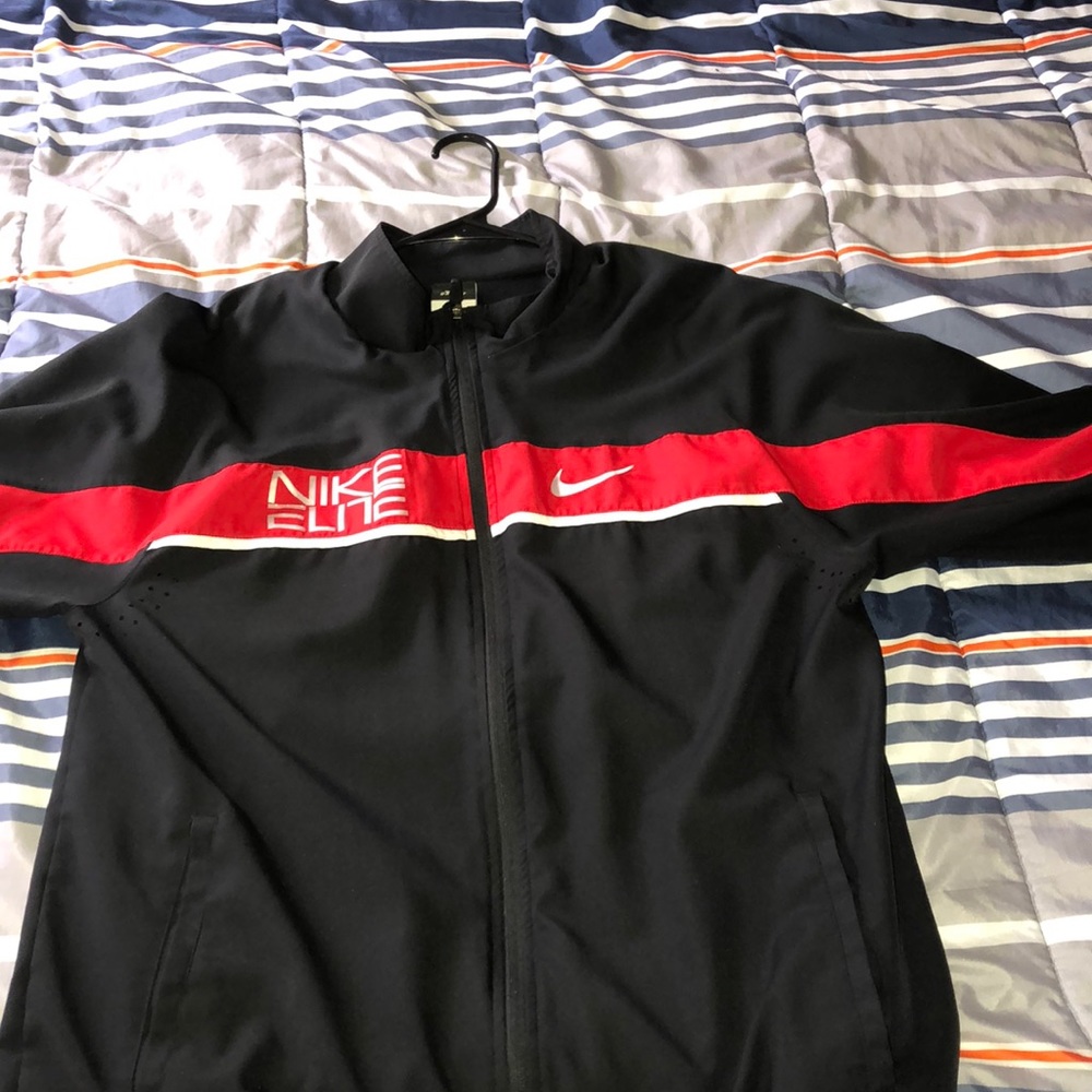 Nike dri-fit jacket